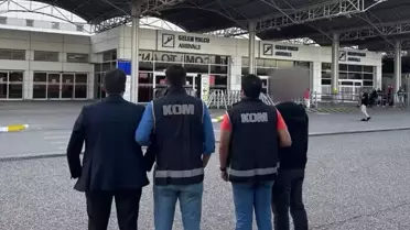 Gümrük Memurlarına Operasyon: 5 Tutuklu