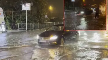 Bir anda bastırdı! Megakent yağışa teslim oldu, yollar göle döndü