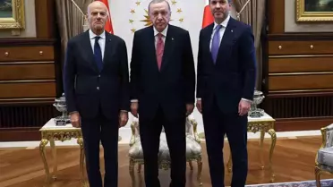 Cumhurbaşkanı Erdoğan, İtalya Milli Hidrokarbon Ajansı Başkanı Descalzi'yi kabul etti