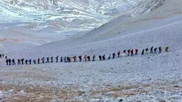 Cumhuriyet coşkusu Aladağlar'ın zirvesinde yaşandı