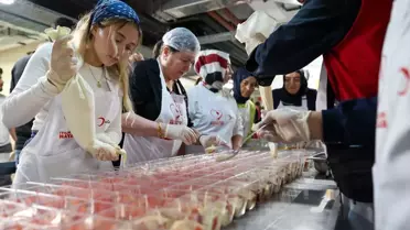 Depremzede Kadınlara Mutfak Eğitimi