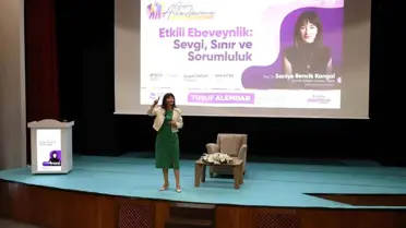 Sakarya'da 'Güçlü Aile Akademisi' Konferansı Düzenlendi