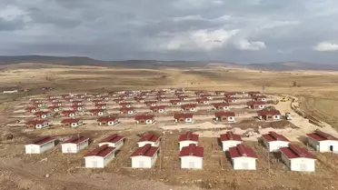 Çat'ta Depremzedelere Yeni Konutlar