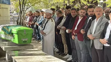 Genç Kızın Cenazesi Defnedildi