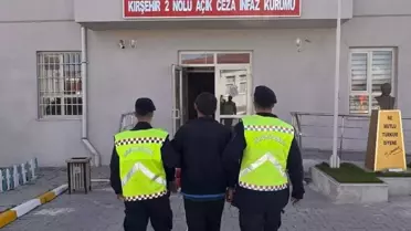 Kırşehir'de İki Firari Yakalandı