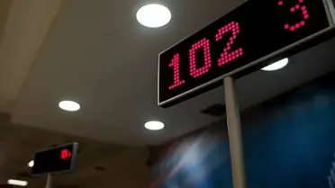 Komşuda deprem! 270 şubesi bulunan ülkenin en büyük bankası iflas etti