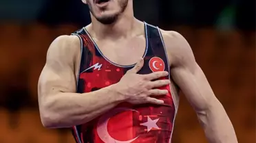 Tolga Özbek Bronz Madalya Kazandı