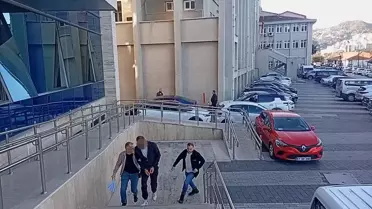 Oto Galeriye Tabancayla Saldırı