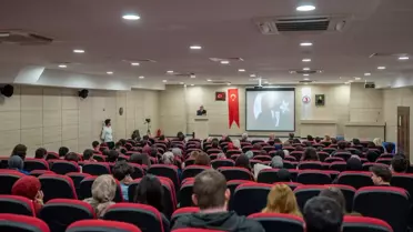 Cumhuriyet'in Eğitime Etkisi Konferansı