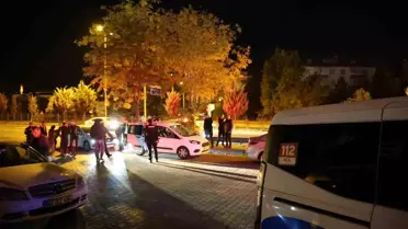 Kamyonetten Düşen Genç Ağır Yaralandı