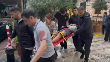 Antalya'yı yağmur ve fırtına vurdu: 3 yaralı