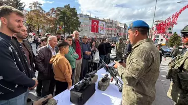 Çorlu'da 29 Ekim Kutlamaları ve Silah Sergisi