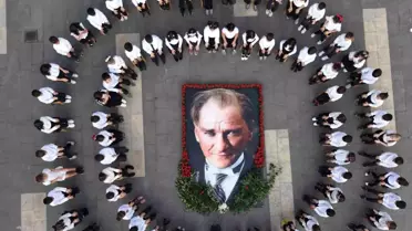 Cumhuriyet İçin 102 Çiçek