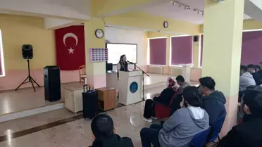 Edremit MYO'nda Narkorehber Eğitimi
