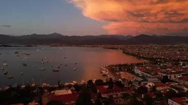 Fethiye'de Nadir Mammatus Bulutları Görüntülendi