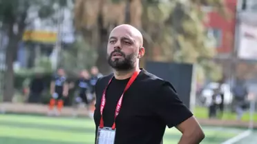 Gaziemir Spor, 3'te 3 ile Lider