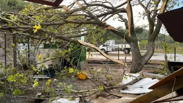 Havran'da Yoğun Yağış ve Fırtına : Hortum ve Yangın Oluştu