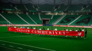 Sakaryaspor, İnegölspor'u 4-0 Yendi