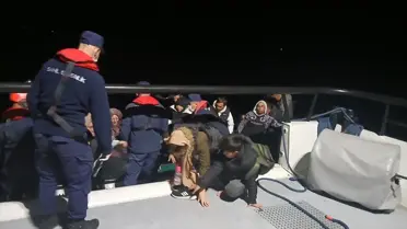 İzmir'de 37 Göçmen Yakalandı, 28'i Kurtarıldı