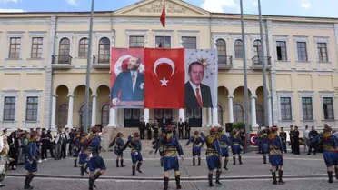 İzmir'de Cumhuriyet Bayramı Kutlamaları