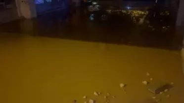 Bergama ve Kırkağaç'ta Sağanak Yağış