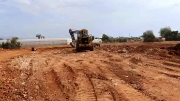 Kepez Belediyesi'nden Zeytinlik Mahallesi'ne Yeni Pazar Alanı