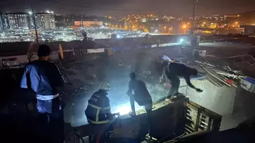 Hatay'da Yangın: Konteyner Kullanılamaz Hale Geldi