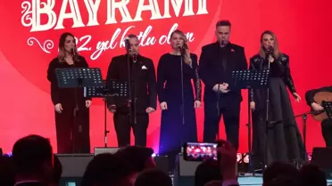 Cumhuriyetin 102. Yılı Kutlamaları İstanbul'da Yapıldı