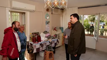 AK Parti Genel Sekreteri İnan, selden etkilenen İzmir'in Foça ilçesinde incelemelerde bulundu