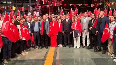 Antalya'da 29 Ekim Cumhuriyet Bayramı dolayısıyla fener alayı düzenlendi