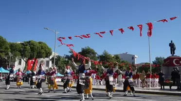 Antalya ve çevre illerde 29 Ekim Cumhuriyet Bayramı kutlandı