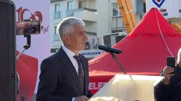 Cumhuriyet Yürüyüşü Avcılar'da Coşkuyla Kutlandı