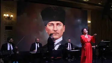 Cumhuriyetin 102'inci yılı Büyükçekmece'de coşkuyla kutlandı