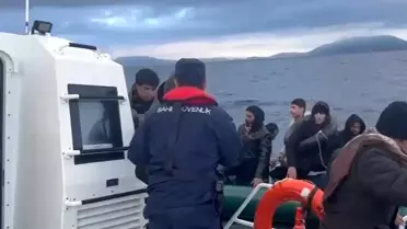 İzmir'de 51 Göçmen Yakalandı, 84'ü Kurtarıldı