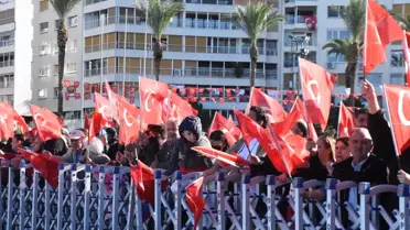 İzmir'de Cumhuriyet Bayramı coşkusu