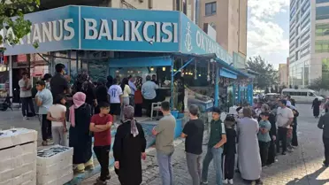 'Rabbim verdi' diyerek fiyatı 35 TL yaptı, haberi alan dükkanın önüne koştu