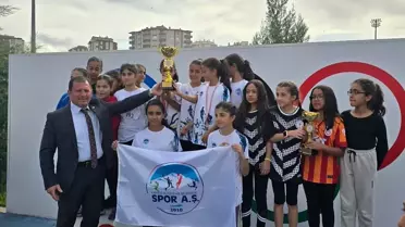 Kayseri Büyükşehir Belediyesi Spor A.Ş.'den Başarılı Performans: 10 Sporcu Türkiye Şampiyonası'na Katılma Hakkı Elde Etti