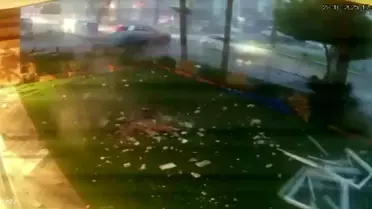 Antalya'da Fırtına Çatı Uçurdu