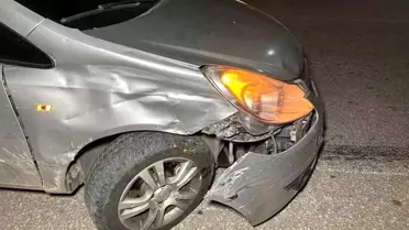 Uşak'ta Motosiklet-Otomobil Çarpıştı