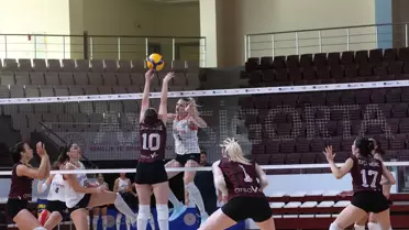 arsaVev, Hatay Voleybol Takımı ile Buluştu