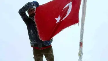 Tarık Aksakal, Erciyes'e Tırmandı