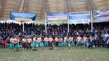 102. Uluslararası Uzundere Geleneksel Cumhuriyet Karakucak Güreşleri Coşkuyla Gerçekleşti