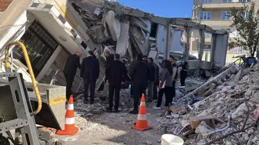 Gebze'de Çöken Bina İçin İnceleme Başlatıldı