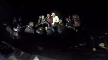 İzmir'de 43 Göçmen Kurtarıldı