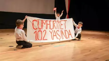 Keçiören'de Cumhuriyet'in 102. Yılı Coşku İle Kutlandı