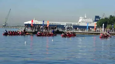 'Pendik Cumhuriyet Kupası Dragon Bot Yarışları'nda öğrenciler birincilik için kürek çekti