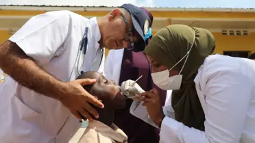 Somali'deki Türk Görev Kuvveti, Şehit Çocukları Ziyaret Etti