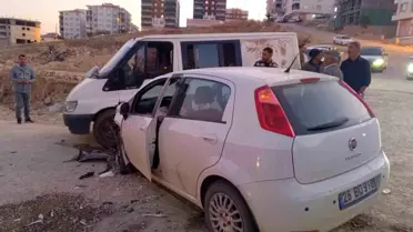 Besni'de Zincirleme Kaza: 5 Yaralı