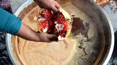 Aydın'da Geleneksel Nar Ekşisi Üretimi