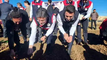 Bakan İbrahim Yumaklı, Tunceli'de Dağ Sarımsağı Ekimine Katıldı